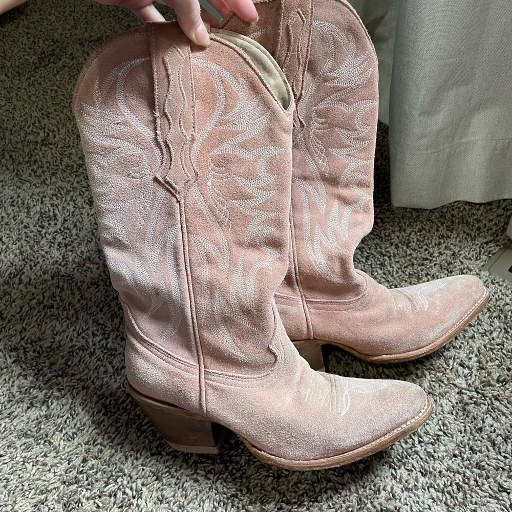 Idyllwind Pink Suede Western Cowboy Boots “Charmed Life”